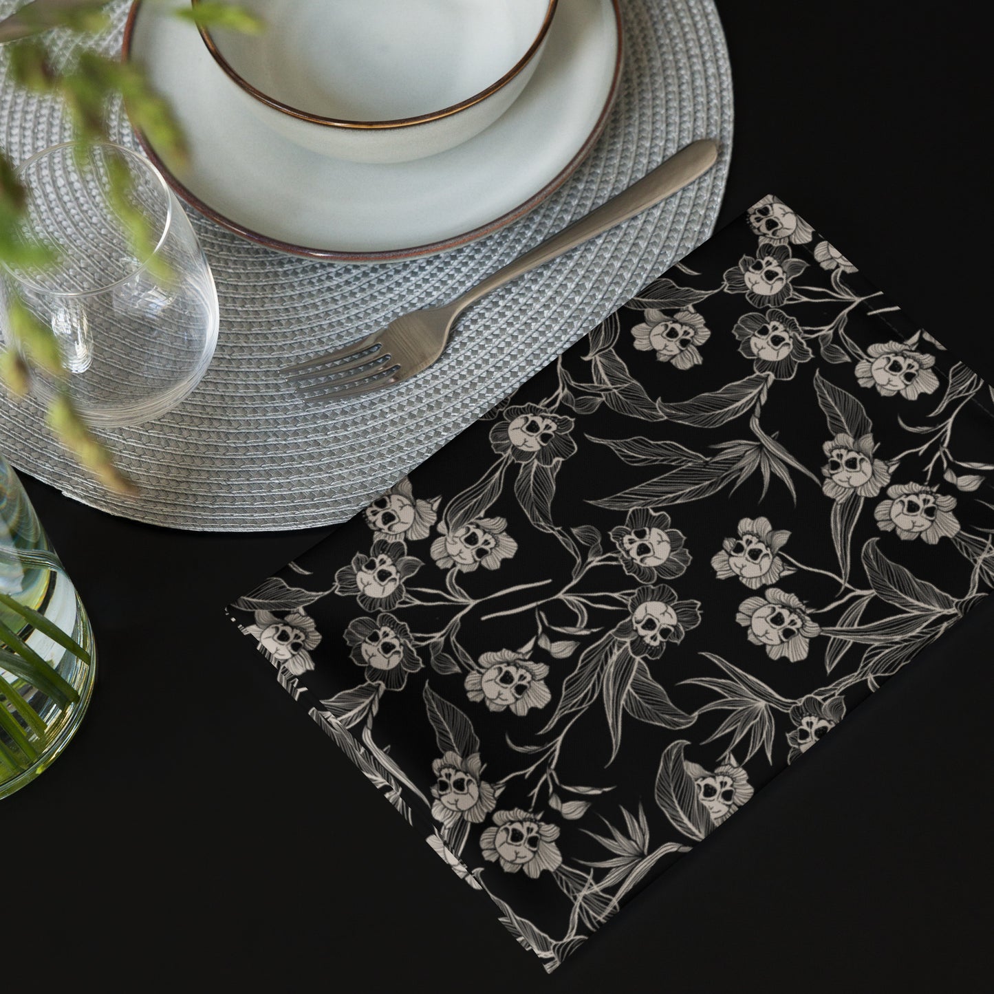 Gothic Floral Cloth Napkins - 4pc - Red Finch Creations